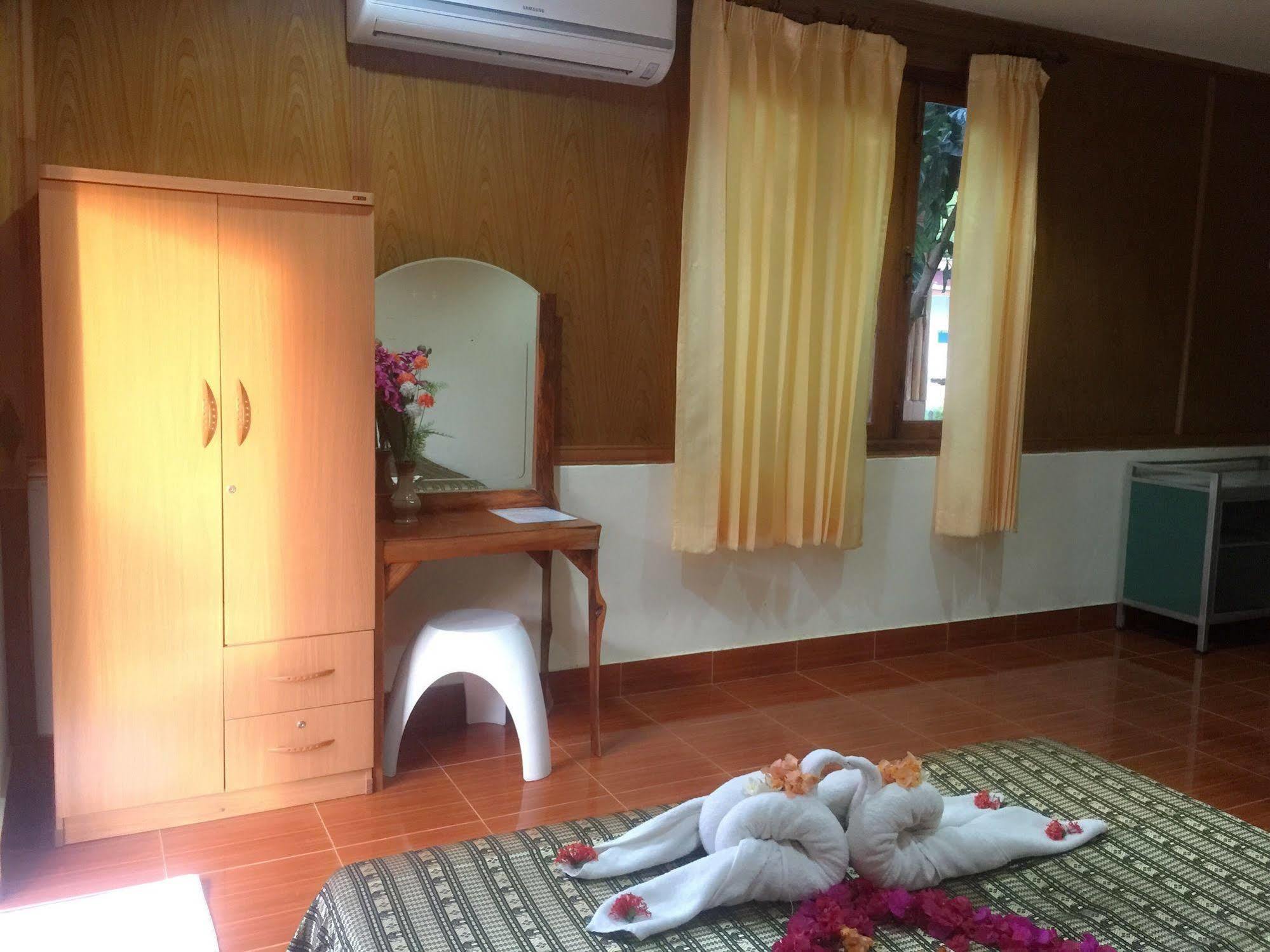 Poonsap Resort Ko Lanta Kültér fotó