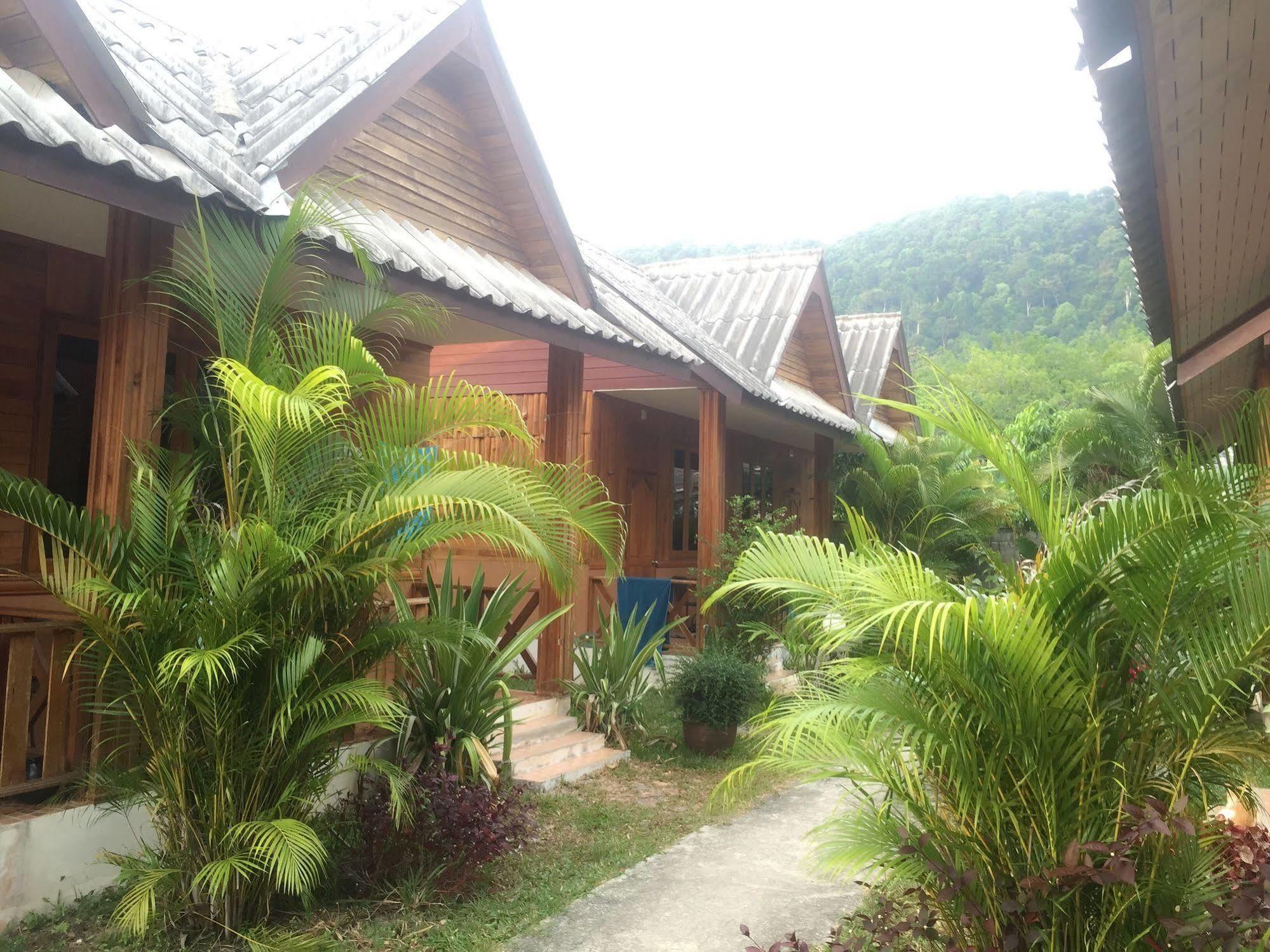 Poonsap Resort Ko Lanta Kültér fotó