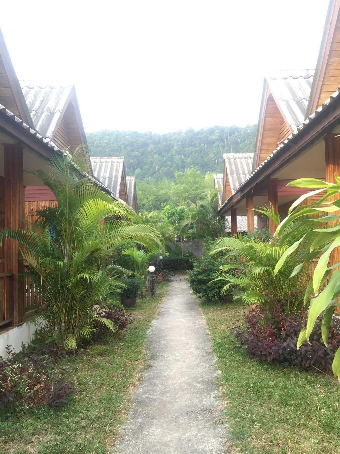 Poonsap Resort Ko Lanta Kültér fotó