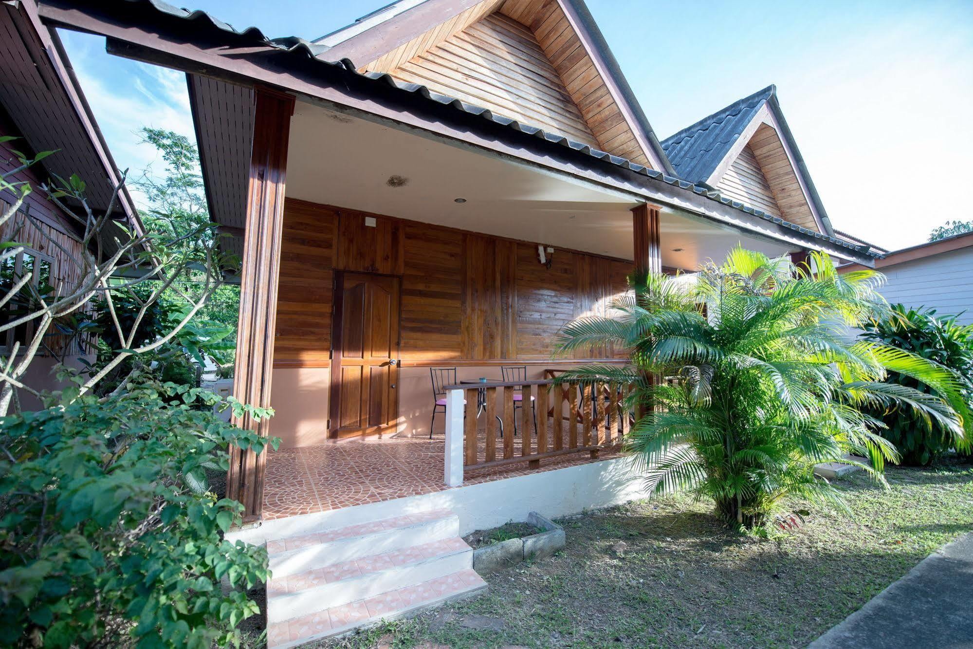 Poonsap Resort Ko Lanta Kültér fotó
